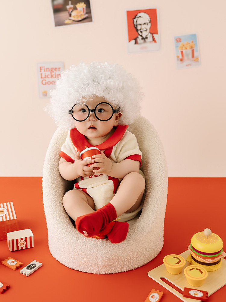 Baby Food With Chicken - Baby 100 Days Photography Props Baby